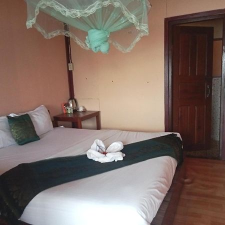 Champa Guesthouse Muang Không Buitenkant foto