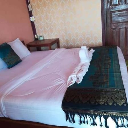 Champa Guesthouse Muang Không Buitenkant foto