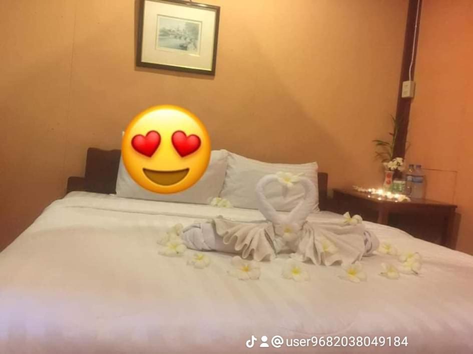 Champa Guesthouse Muang Không Buitenkant foto