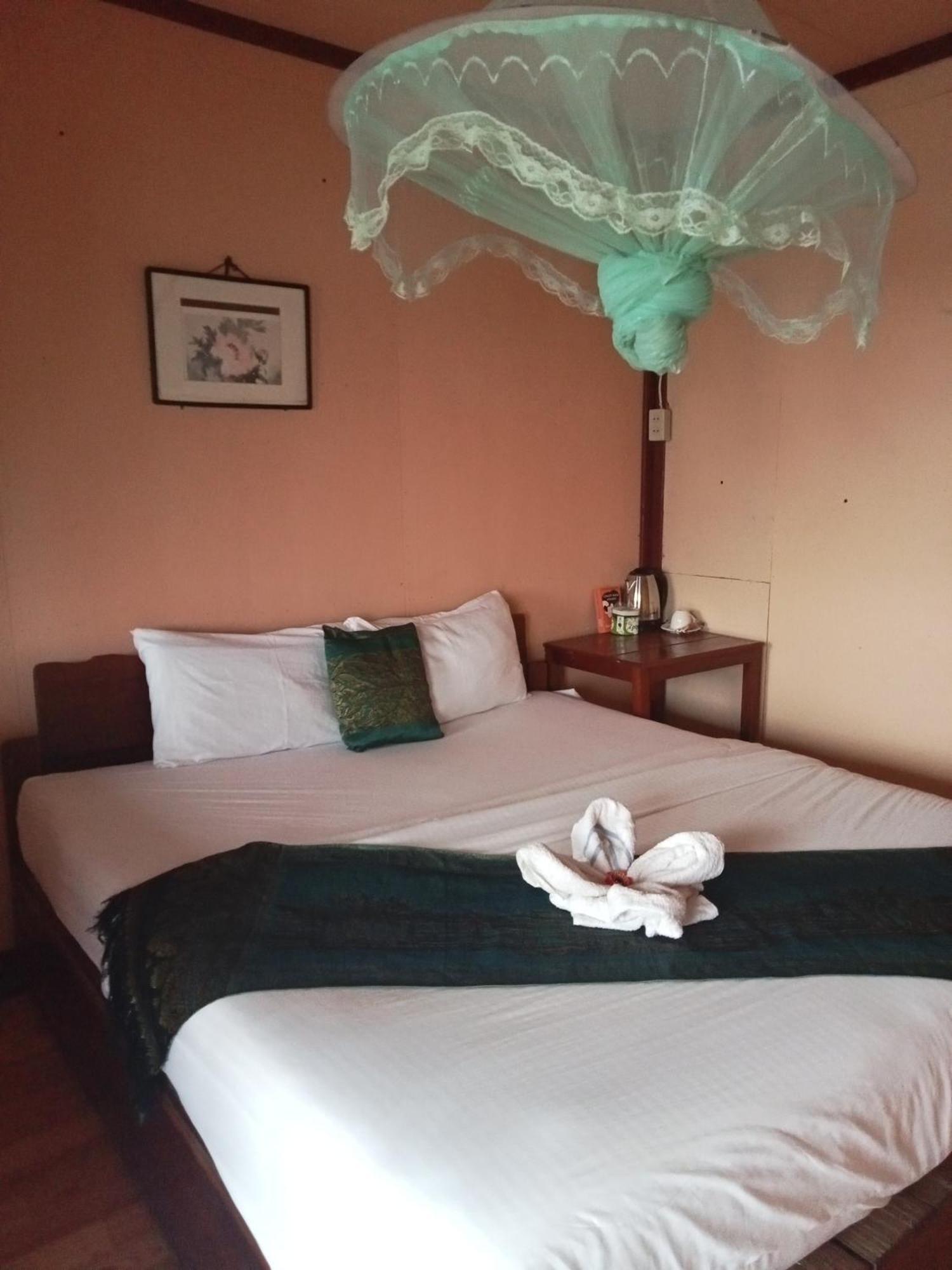 Champa Guesthouse Muang Không Buitenkant foto